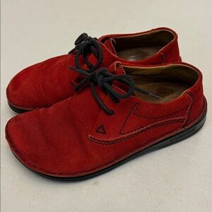 RED BIRKENSTOCKS LACE UP LEATHER SIZE 37